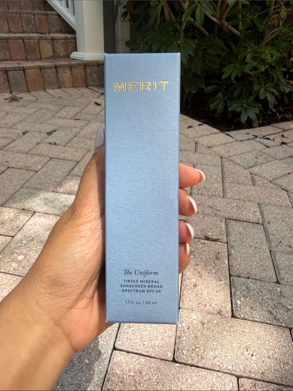 Merit The Uniform Tinted Mineral Sunscreen SPF 45 - shade 14